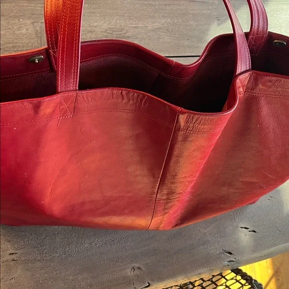 Crouch & Fitzgerald New York Oversized Red Leather Tote - Picture 7 of 17